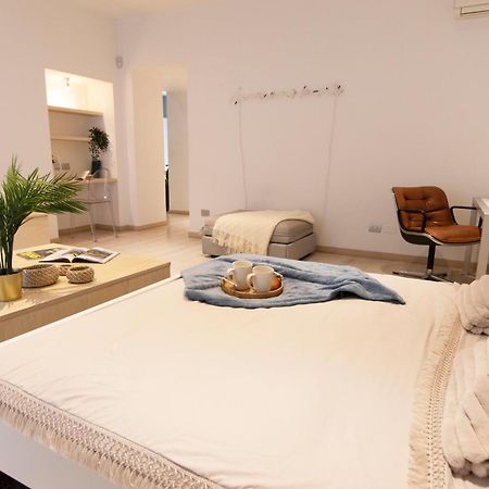 Luxury Apartment - Bramante 7 Milano Esterno foto